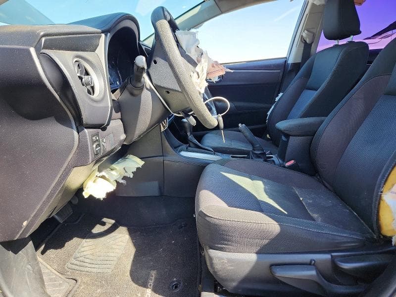 2018 TOYOTA COROLLA LE 7