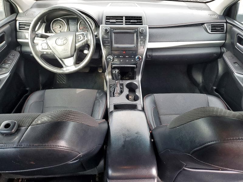 2017 TOYOTA CAMRY SE 8
