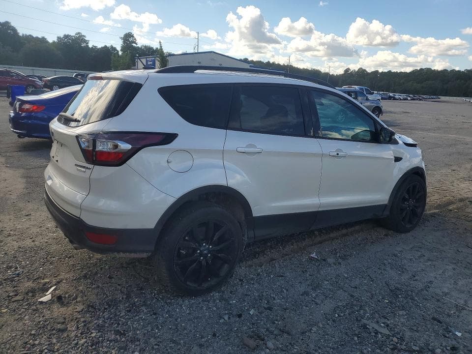 2017 FORD ESCAPE TITANIUM 3
