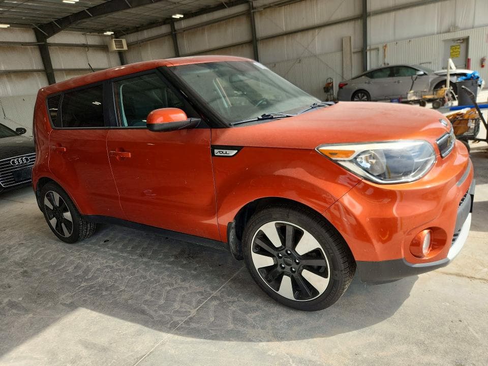 2019 KIA SOUL + 4