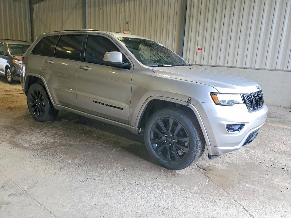 2019 JEEP GRAND CHEROKEE LAREDO 4