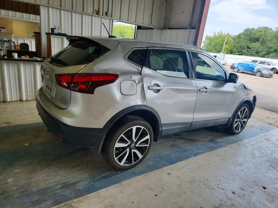2018 NISSAN ROGUE SPORT SL 3