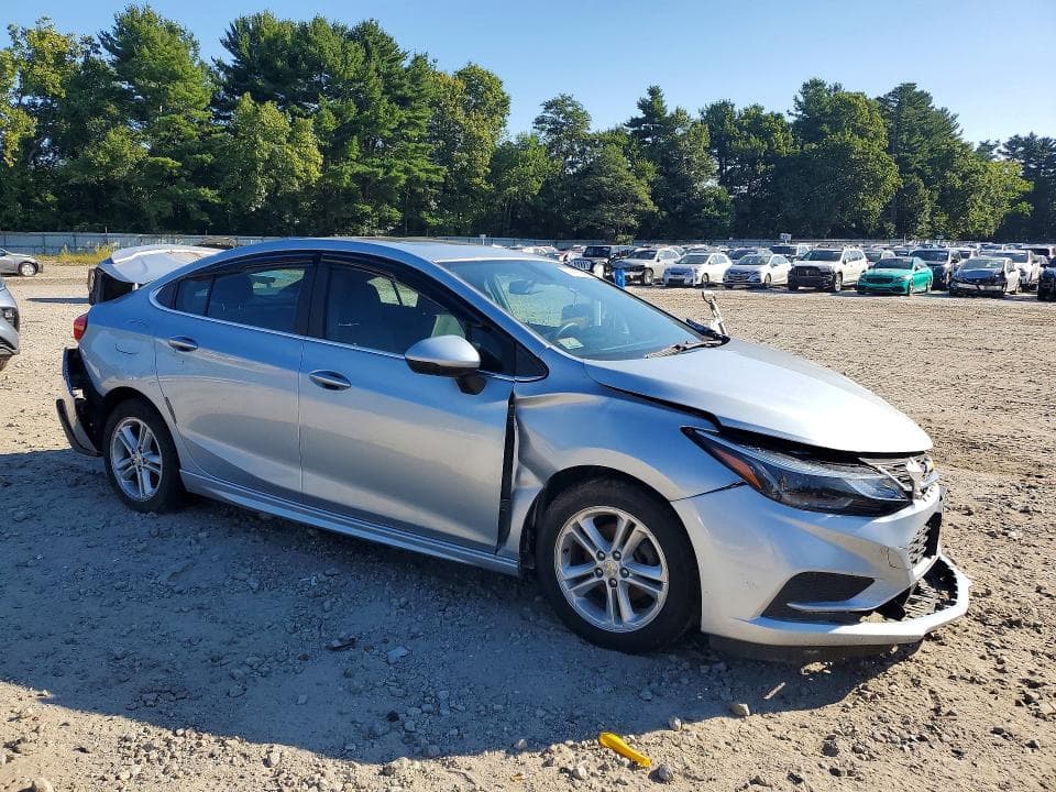 2017 CHEVROLET CRUZE LT 4