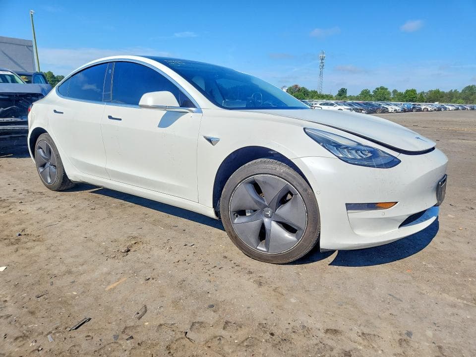 2020 TESLA MODEL 3 4