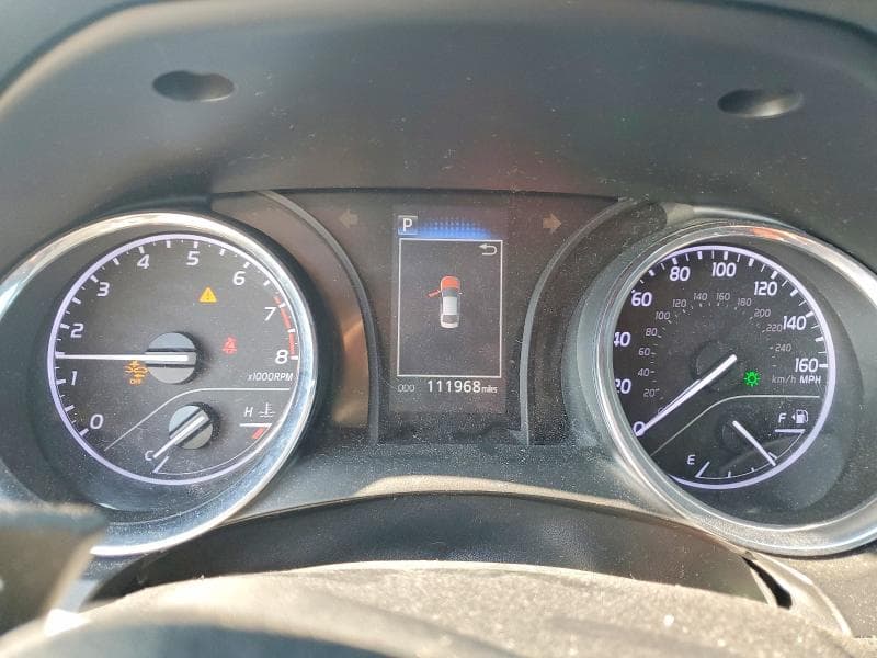 2019 TOYOTA CAMRY SE 9