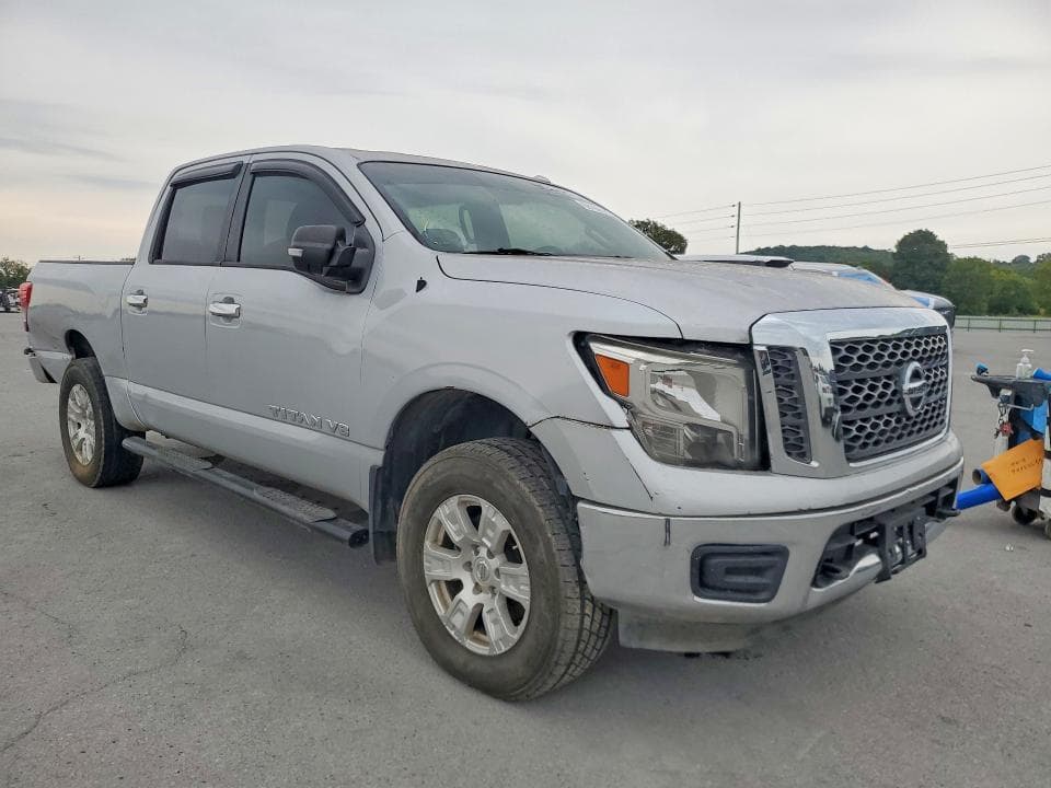 2018 NISSAN TITAN S 4
