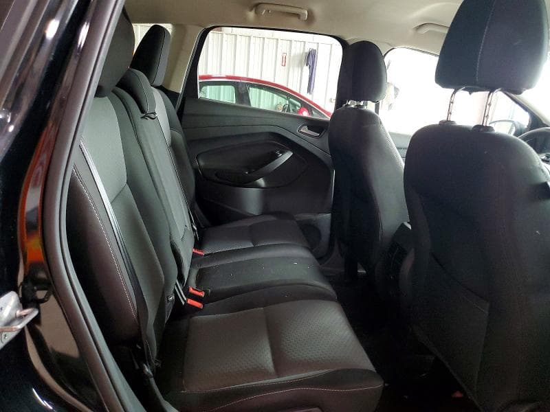 2017 FORD ESCAPE SE 11