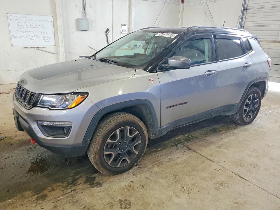 2019 JEEP COMPASS TRAILHAWK - 1