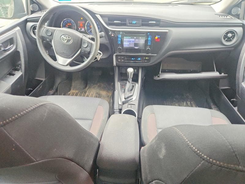 2019 TOYOTA COROLLA LE 8