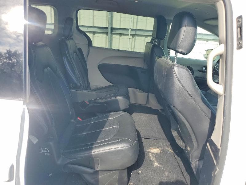 2021 CHRYSLER PACIFICA TOURING L 11