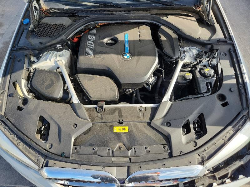 2018 BMW 530E 11