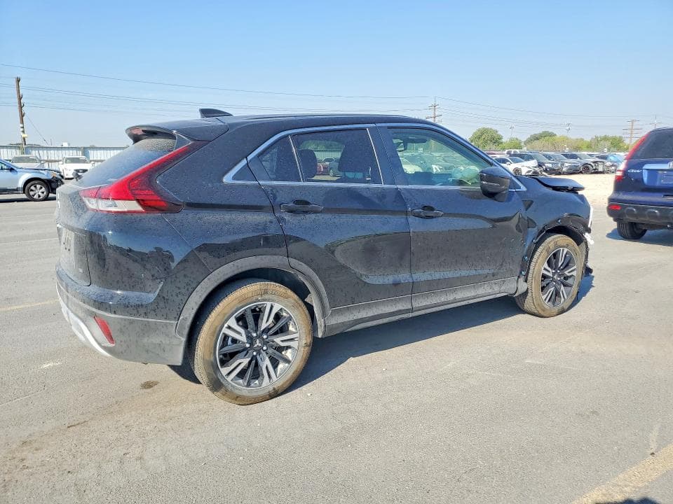 2026 MITSUBISHI ECLIPSE CROSS SE 3
