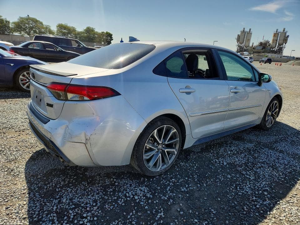 2021 TOYOTA COROLLA XSE 3