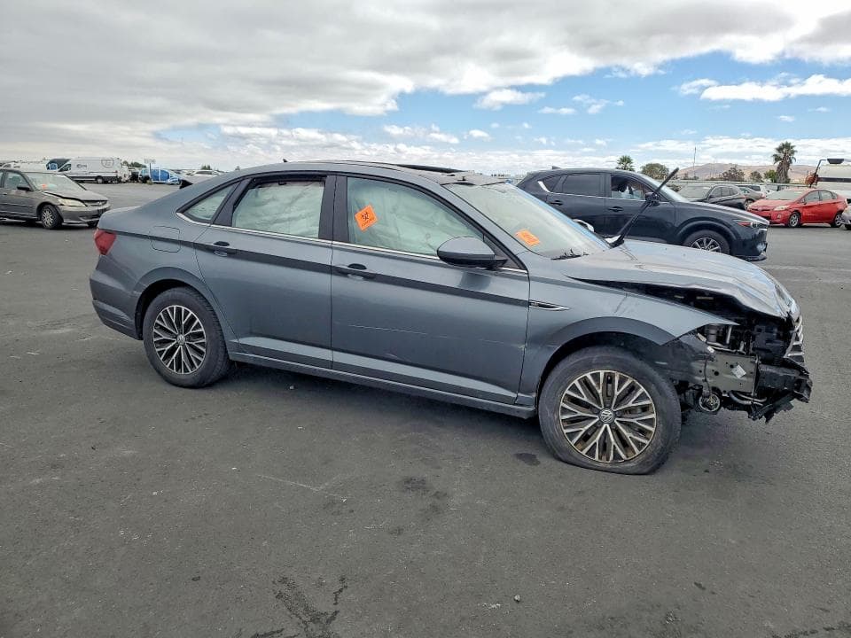 2019 VOLKSWAGEN JETTA SEL 4