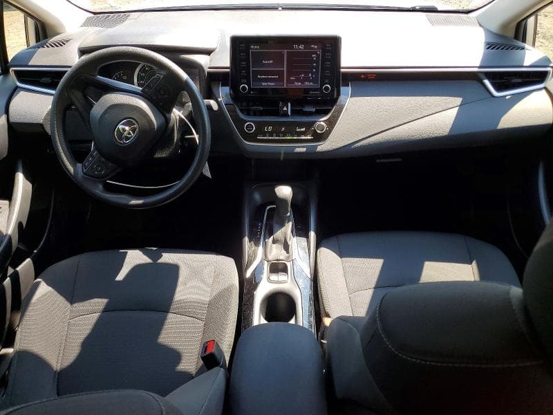 2022 TOYOTA COROLLA LE 8