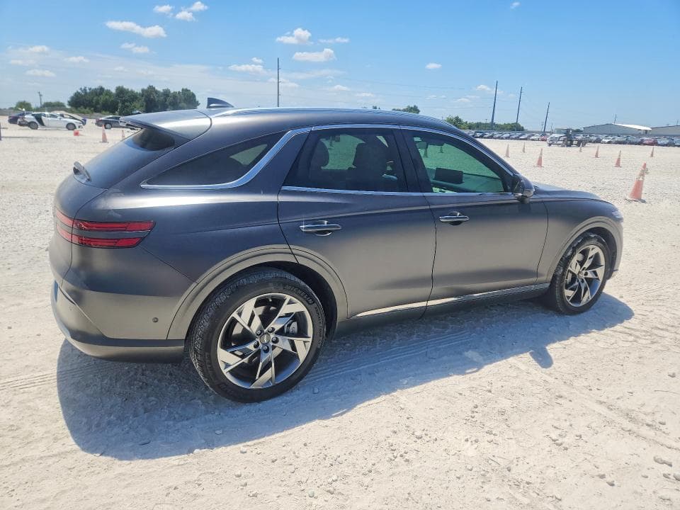 2023 GENESIS ELECTRIFIED GV70 BASE 3