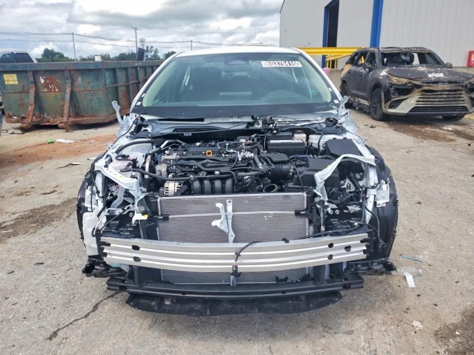 2026 TOYOTA COROLLA LE 5