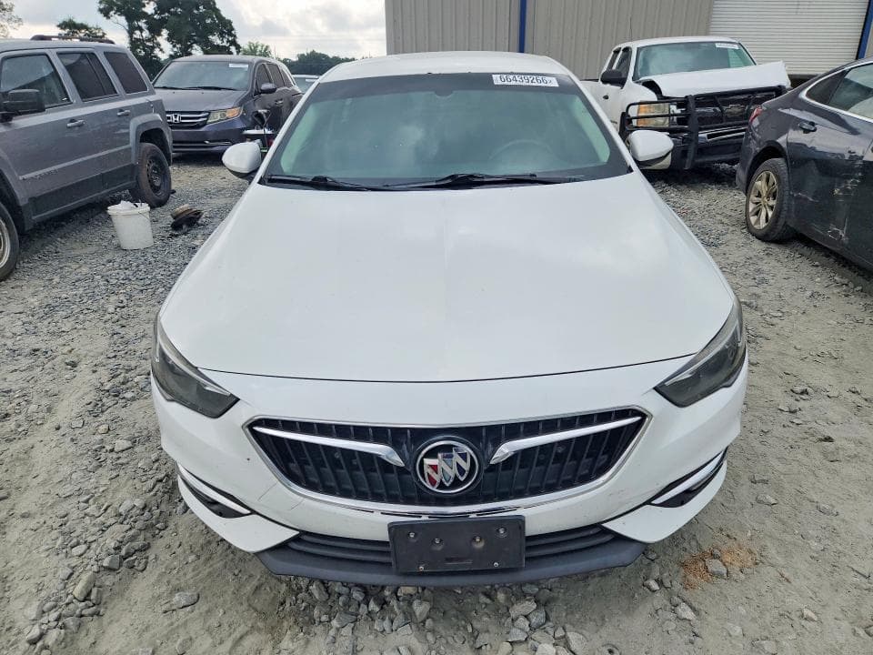 2018 BUICK REGAL ESSENCE 5