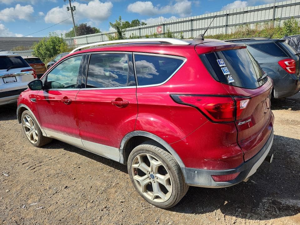 2019 FORD ESCAPE TITANIUM 2