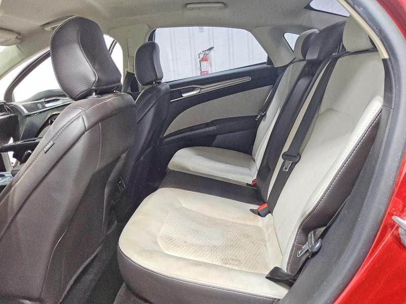 2020 FORD FUSION SE 10