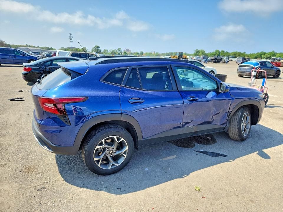 2024 CHEVROLET TRAX 1LT 3