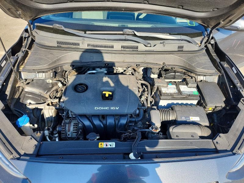 2018 HYUNDAI KONA SEL 12