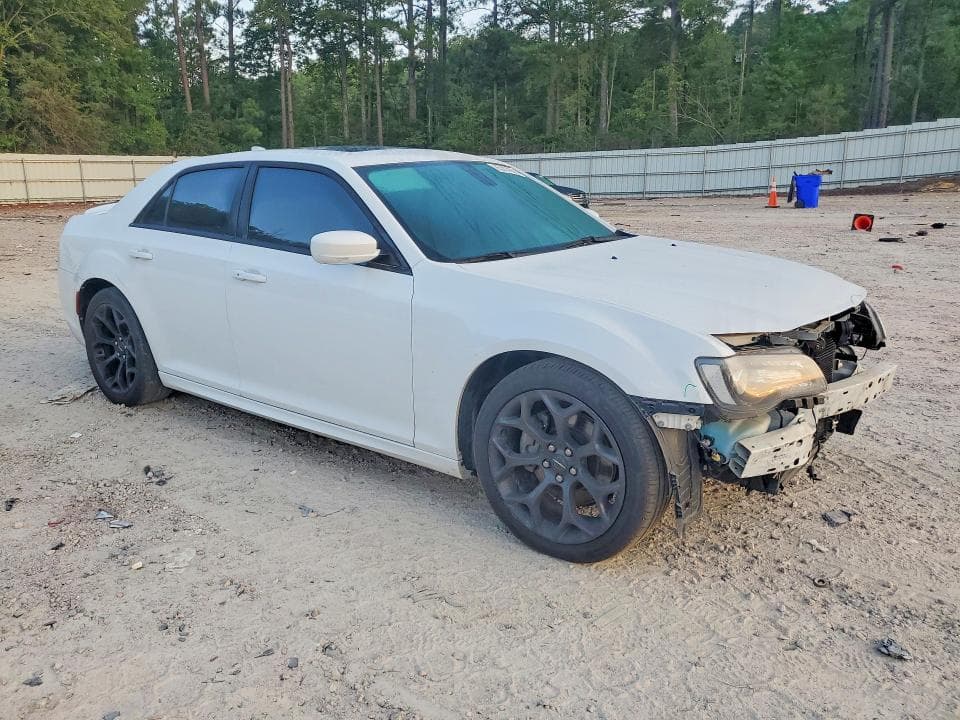 2020 CHRYSLER 300 S 4