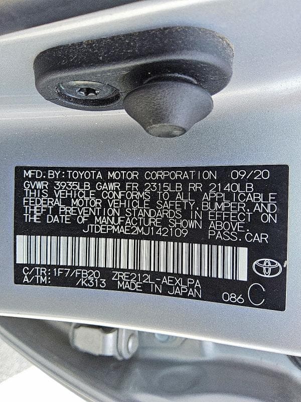 2021 TOYOTA COROLLA LE 12