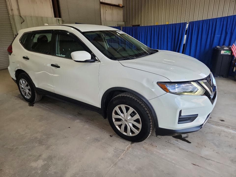 2017 NISSAN ROGUE S 4