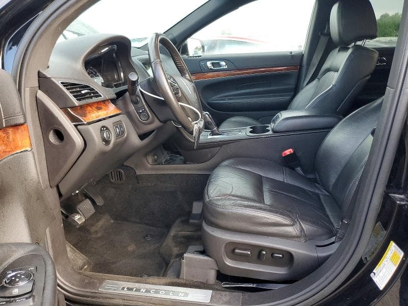 2018 LINCOLN MKT 7