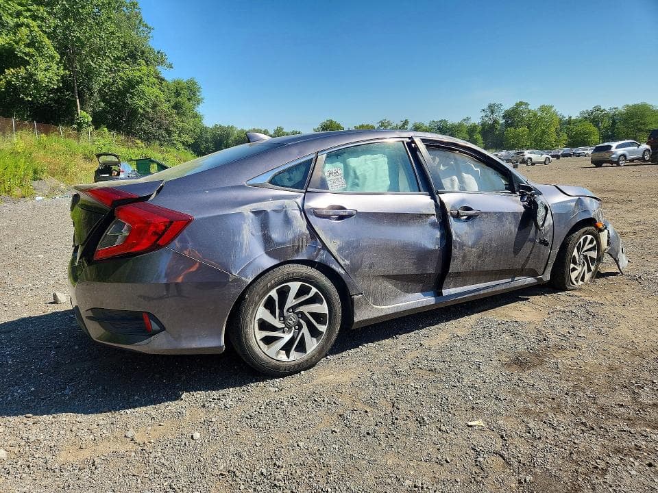 2017 HONDA CIVIC EX 3