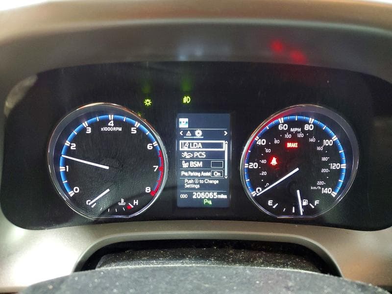2017 TOYOTA RAV4 LIMITED 9