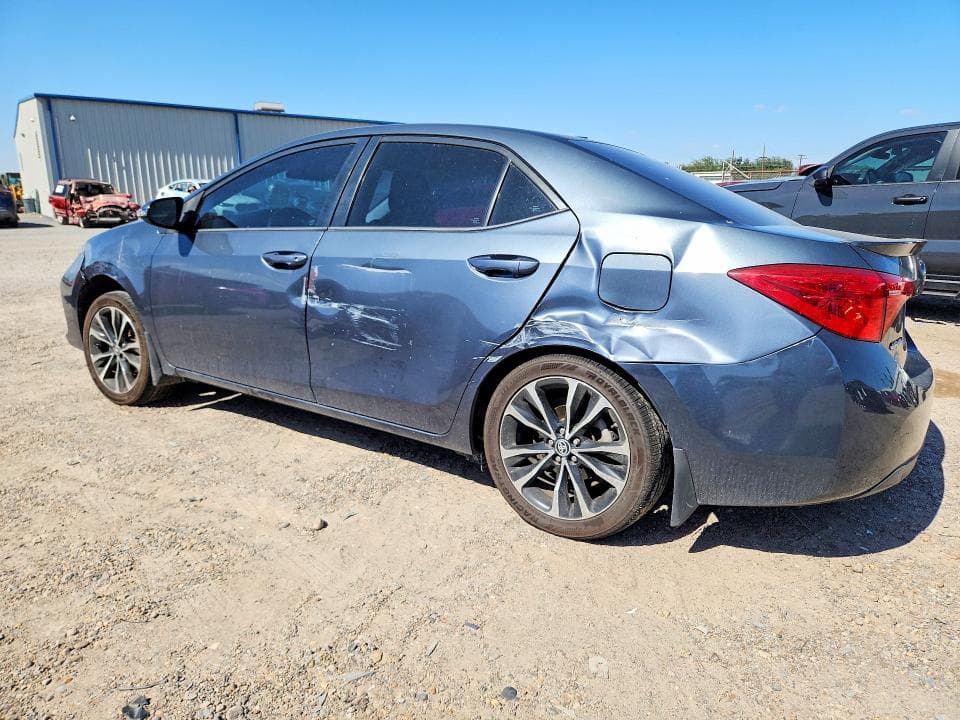 2019 TOYOTA COROLLA SE 2