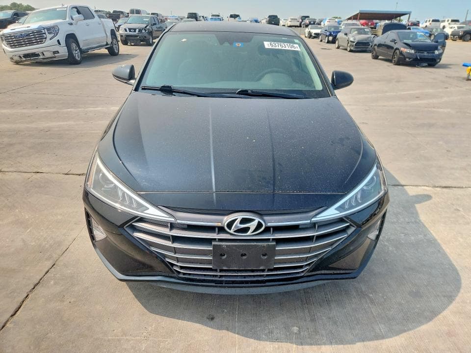2020 HYUNDAI ELANTRA SEL 5