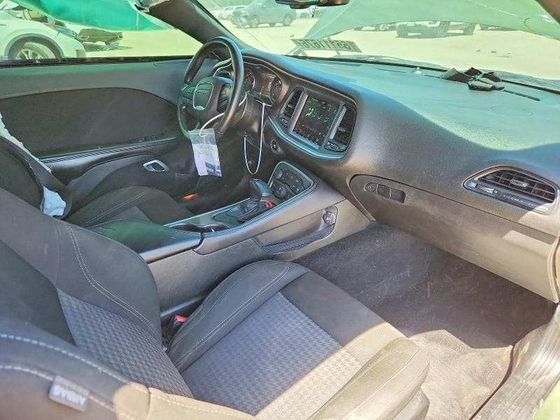 2022 DODGE CHALLENGER SXT 8