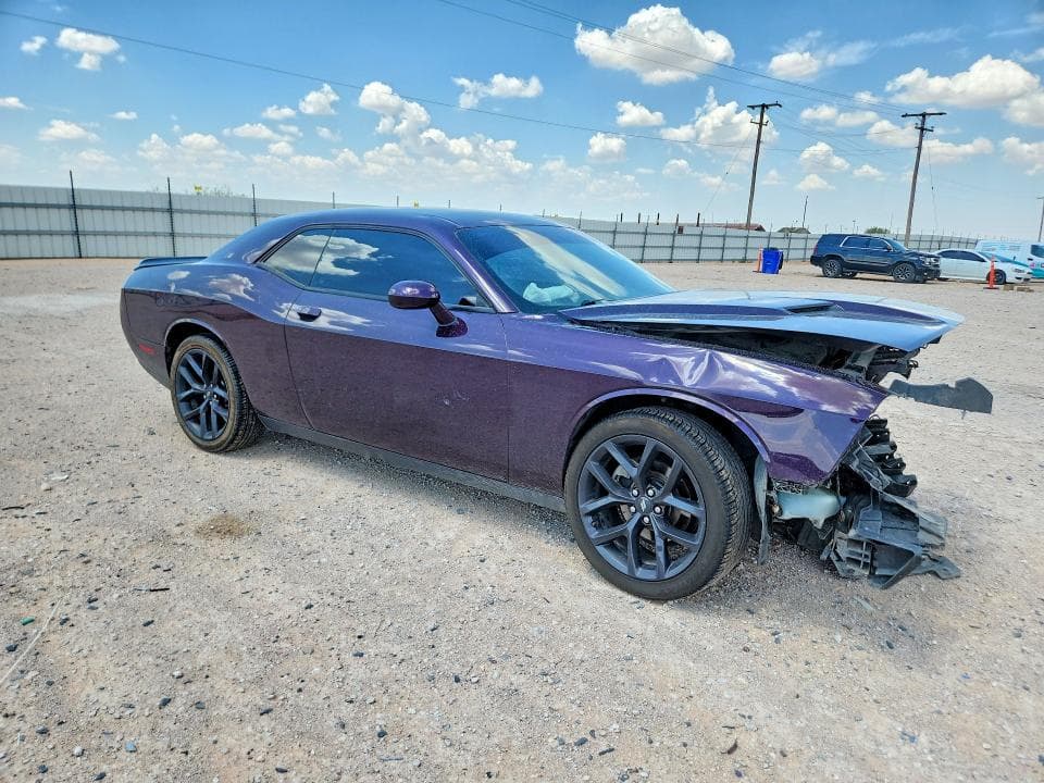 2021 DODGE CHALLENGER SXT 4