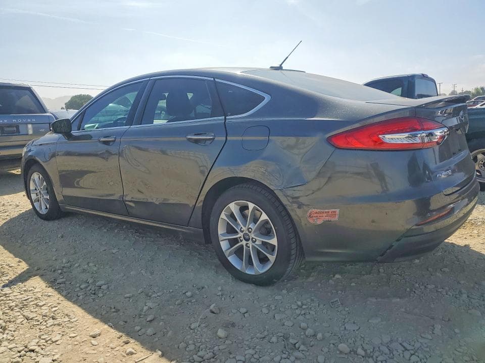 2020 FORD FUSION TITANIUM 2
