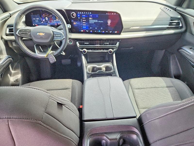 2024 CHEVROLET TRAVERSE LS 8