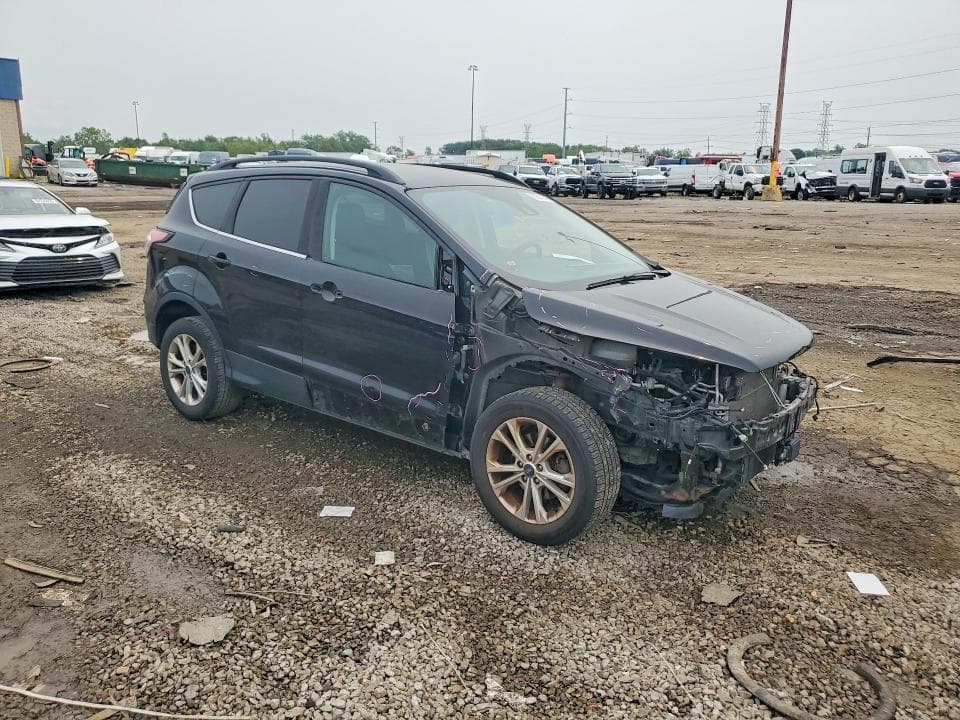 2018 FORD ESCAPE SEL 4
