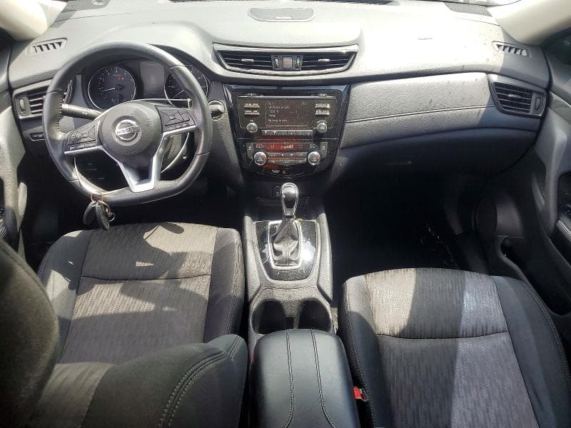 2017 NISSAN ROGUE SV 8
