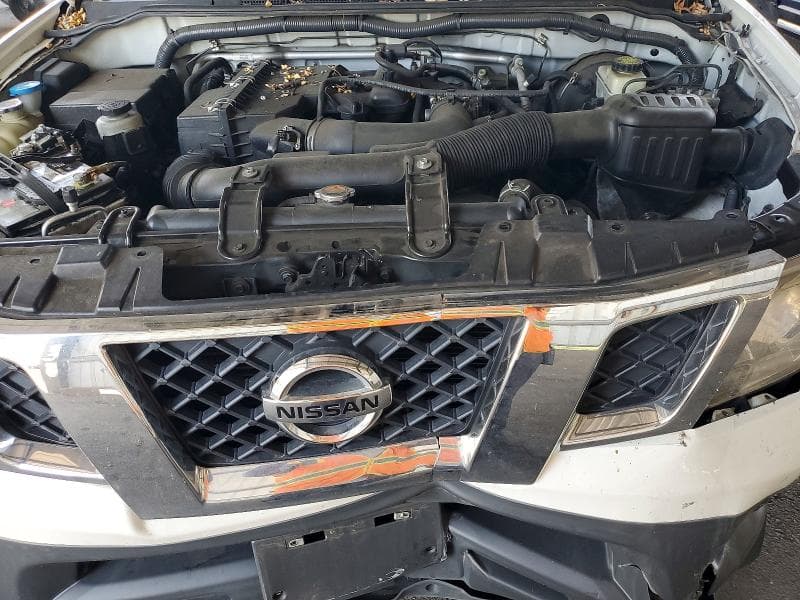 2017 NISSAN FRONTIER S 11