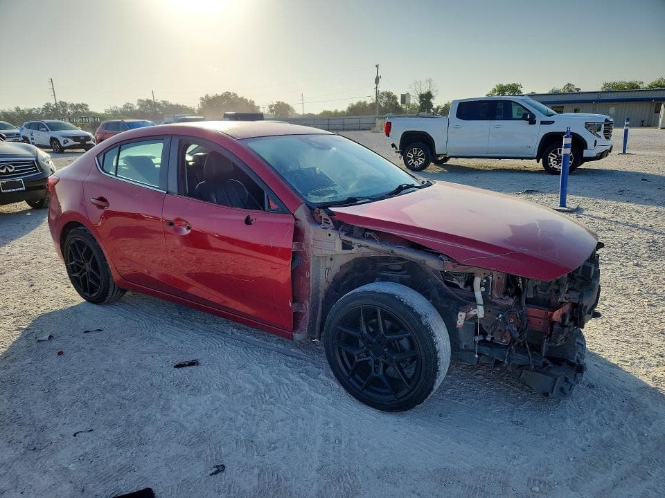 2018 MAZDA 3 TOURING 4