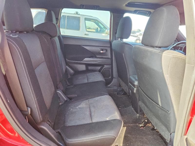 2018 MITSUBISHI OUTLANDER SE 10