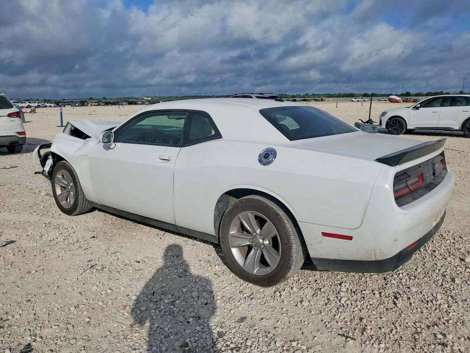 2023 DODGE CHALLENGER SXT 2