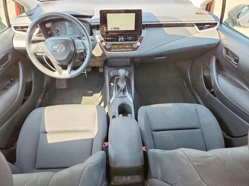 2025 TOYOTA COROLLA LE 8