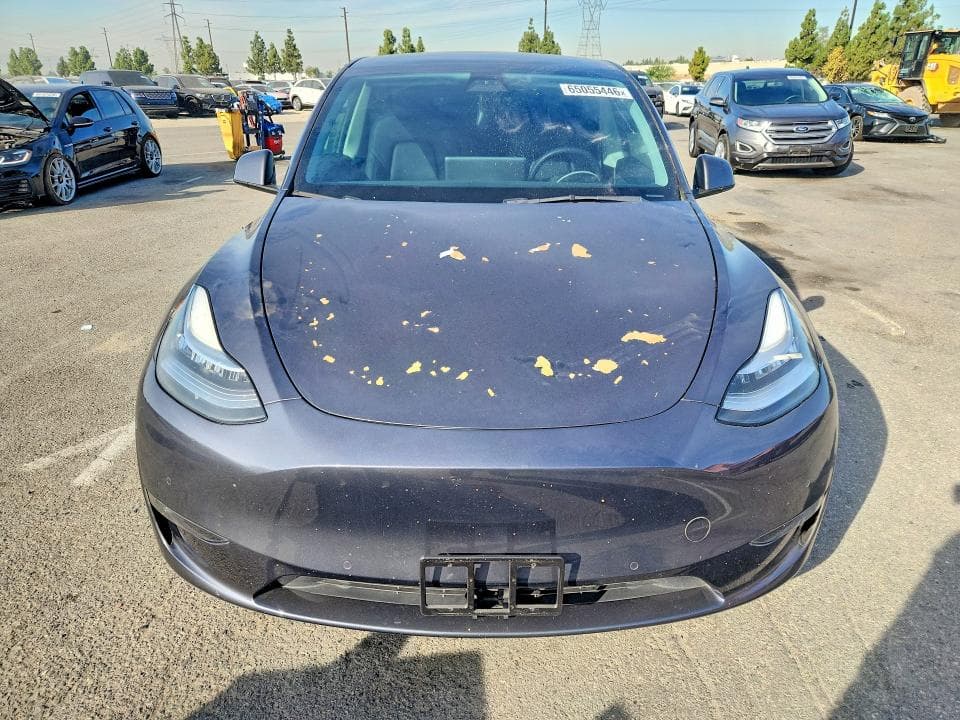 2022 TESLA MODEL Y 5