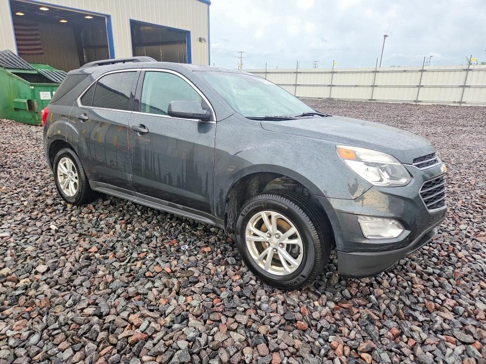 2017 CHEVROLET EQUINOX LT 4