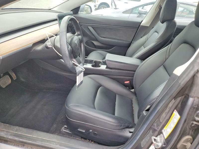 2018 TESLA MODEL 3 7