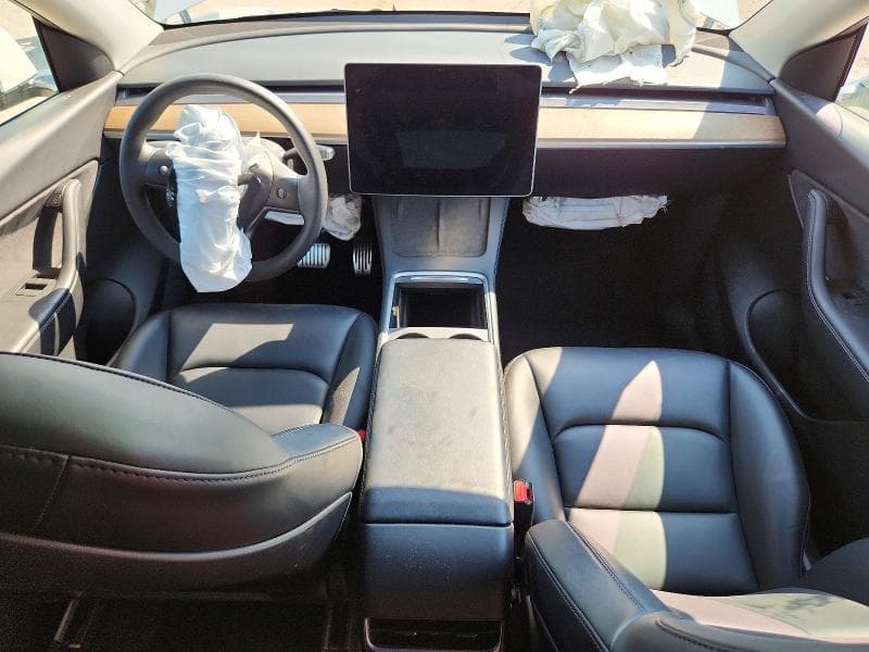 2022 TESLA MODEL Y 8