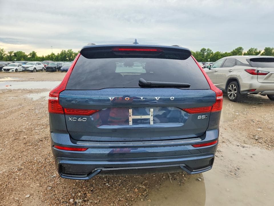 2025 VOLVO XC60 PLUS 6